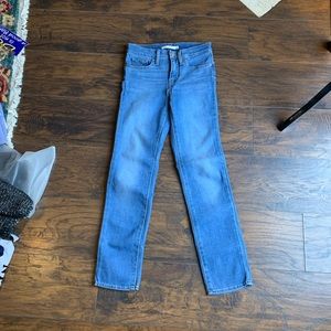 Levi’s Shaping Slim 312 medium blue sz 25 EUC